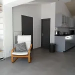 No240-017 Maison De Bord De Pour 10 Personnes à En L'ile Villa *